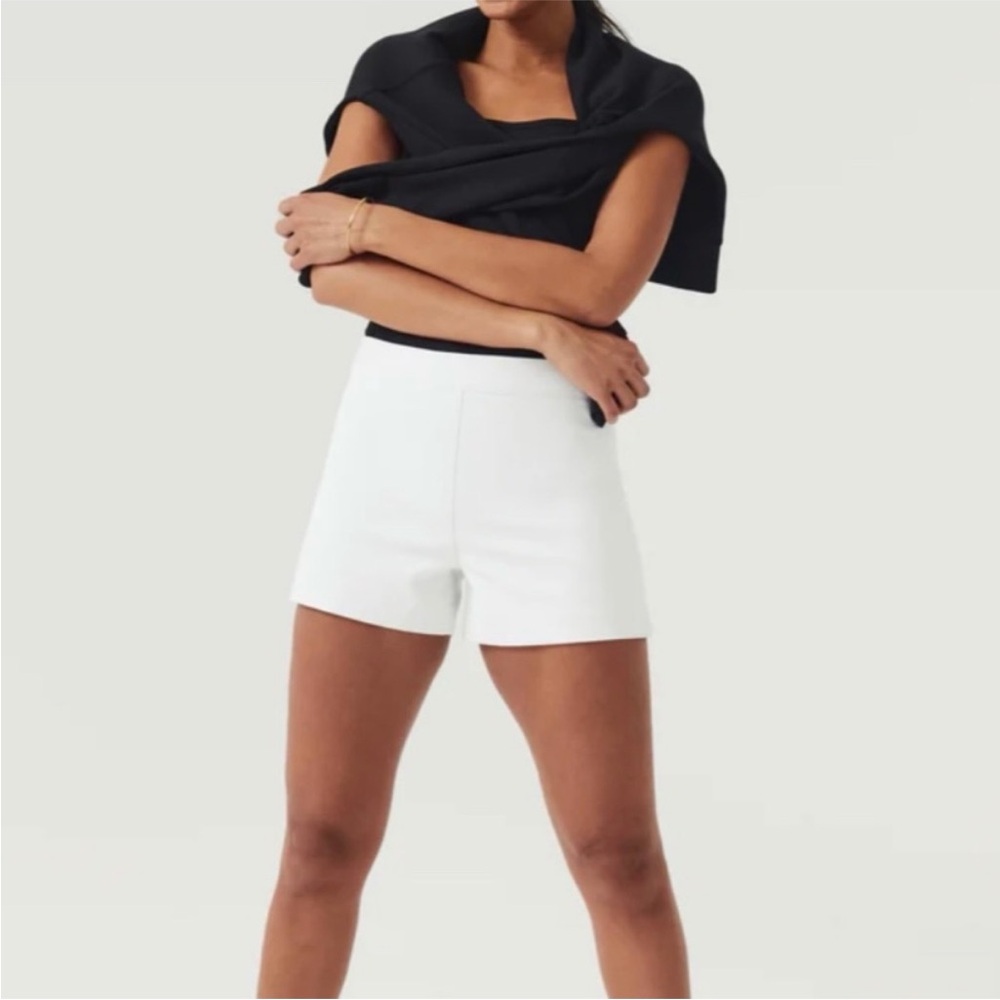 Spanx 20375R Silver linings 4”‎ short Classic White - Picture 2 of 9